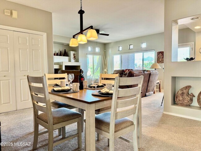 Building Photo - 655 W Vistoso Highlands Dr