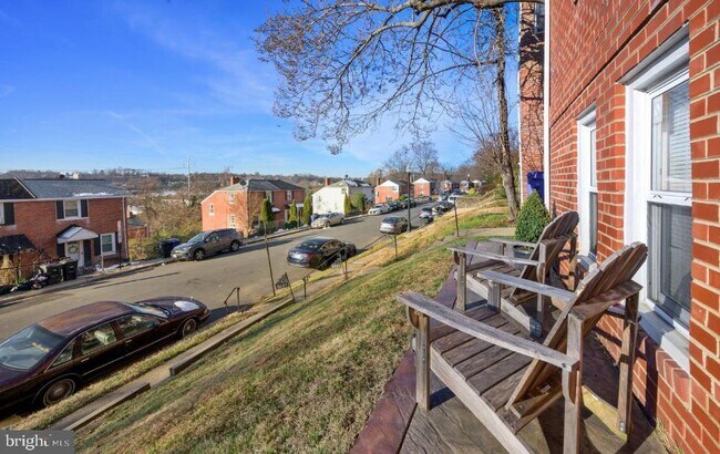 Building Photo - 3631 S Kemper Rd