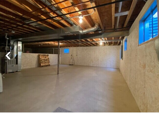 Building Photo - 5363 Danbury Cir