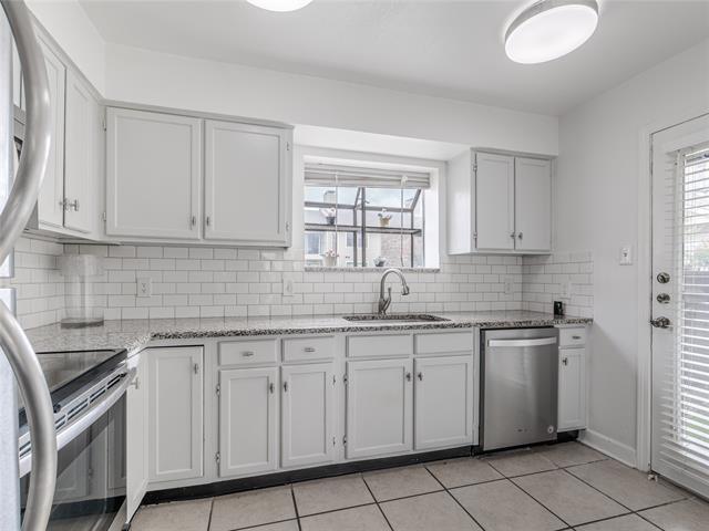 Building Photo - 4748 Old Bent Tree Ln