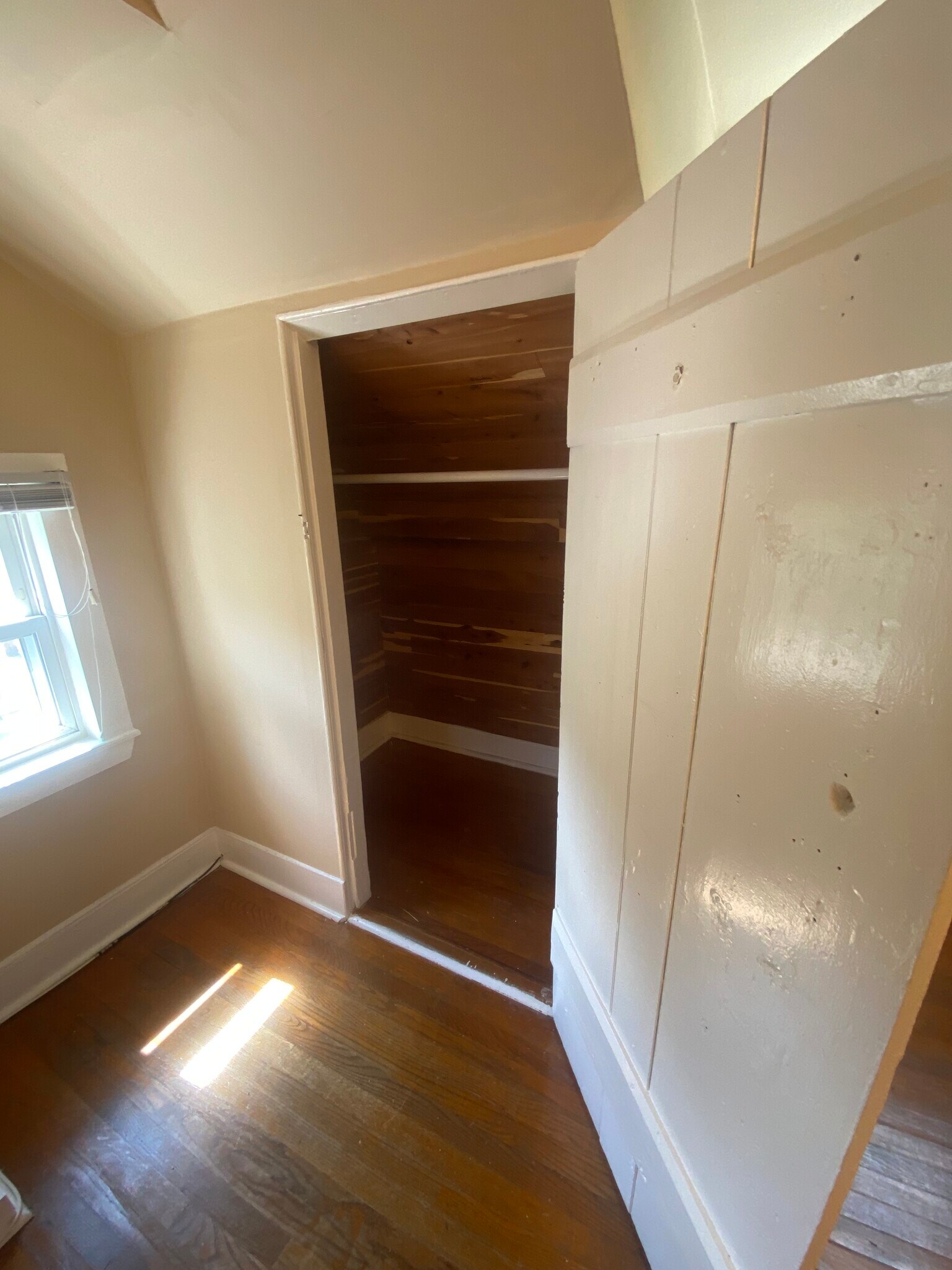 Building Photo - 261 Main St