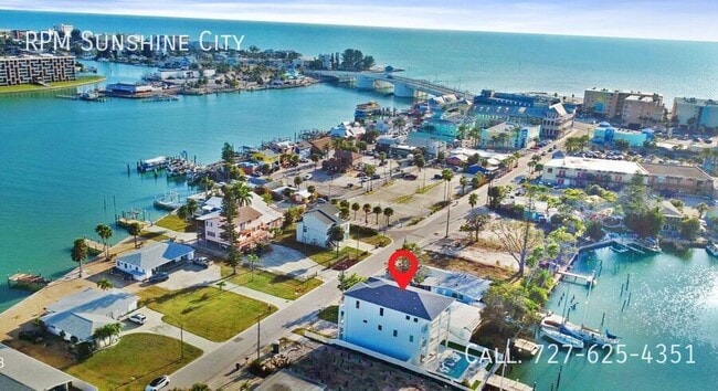 Building Photo - 326 129th Ave E