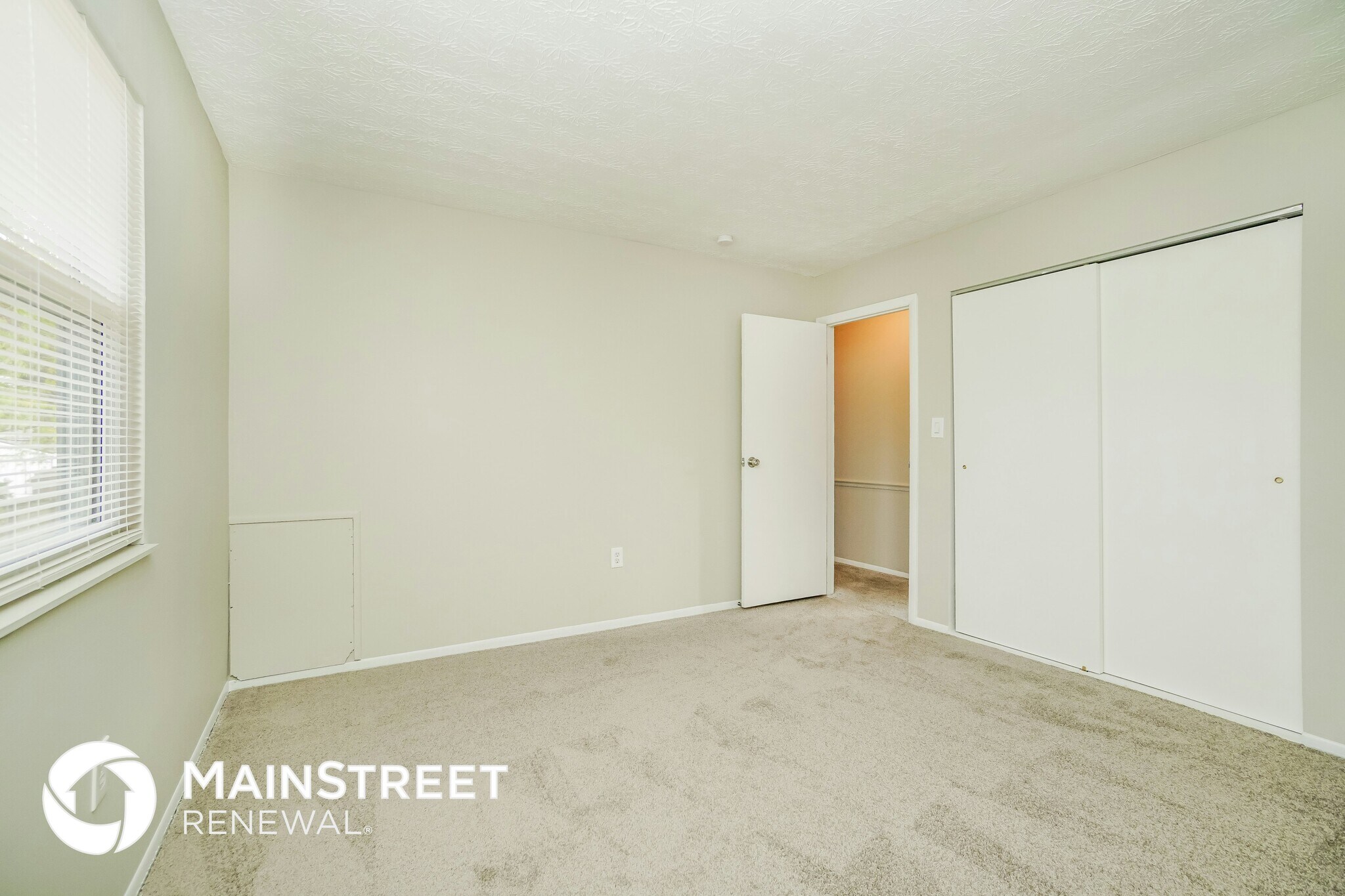 Building Photo - 2871 Yankee Doodle Dr