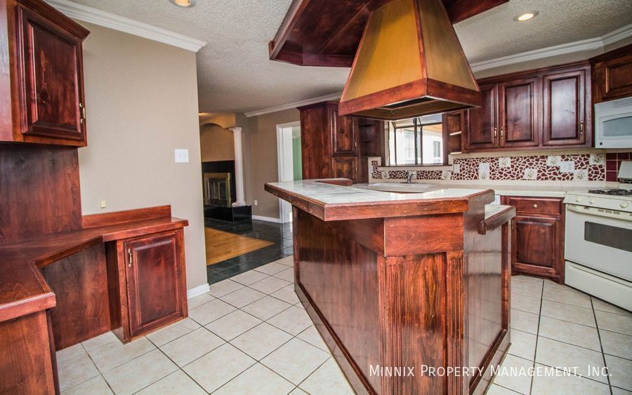 Building Photo - 5209 15th St