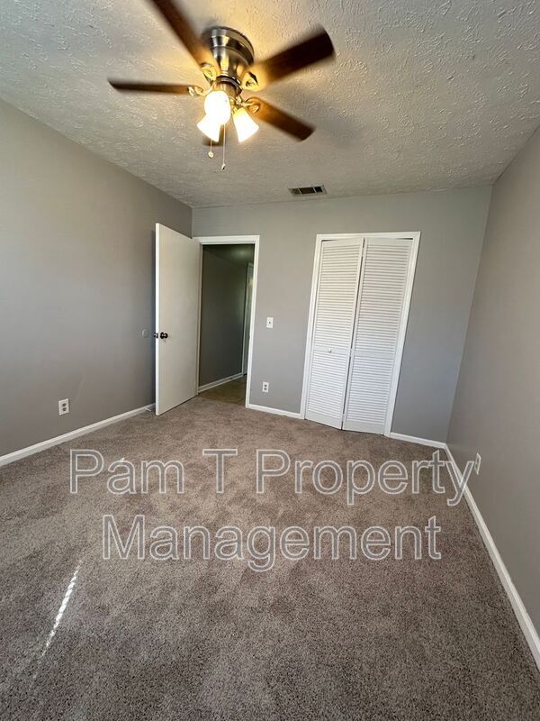 Building Photo - 110 Gunpowder Dr