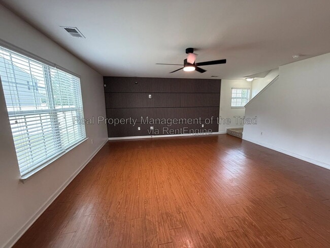 Building Photo - 1759 Waverly Oaks Dr