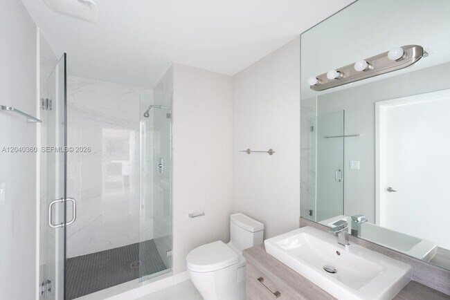 Building Photo - 400 Sunny Isles Blvd