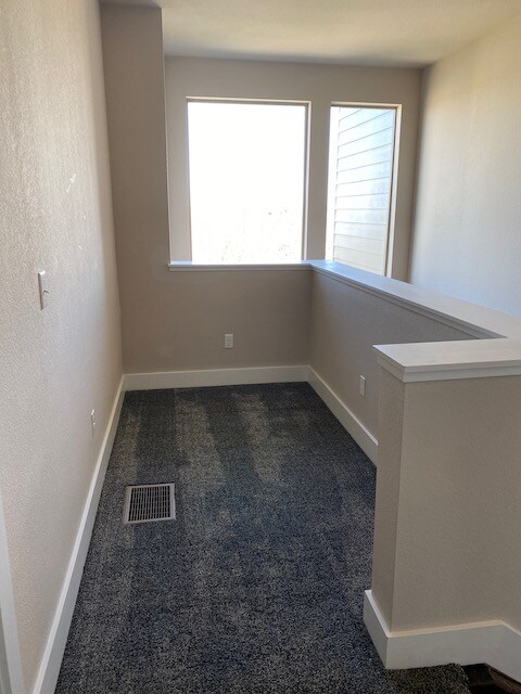 Building Photo - Across from Central Park, 3 bed/4 bath Townhome AVAILABLE 9/1/26