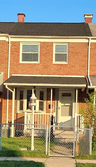 Primary Photo - 2242 Graythorn Rd