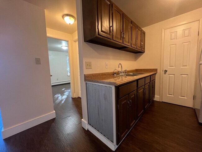 Building Photo - Mathews634 (KC-JF-NB)