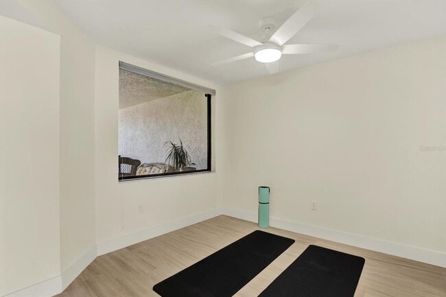 Building Photo - 670 Island Way