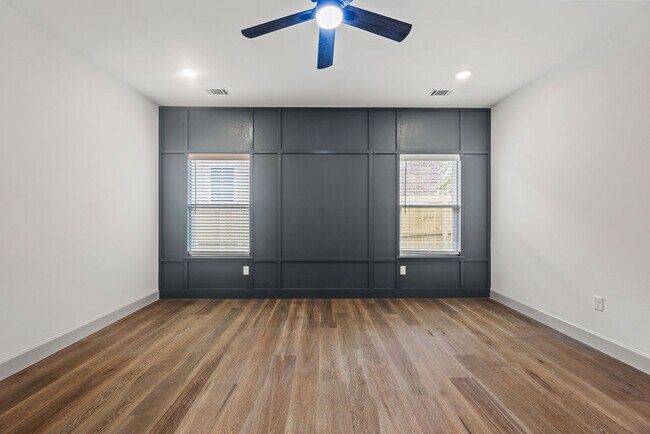 Building Photo - 1509 Padova Ave