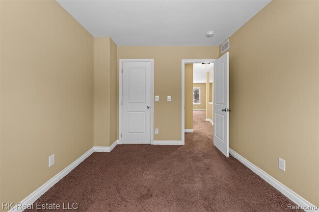 Building Photo - 58629 Wallington