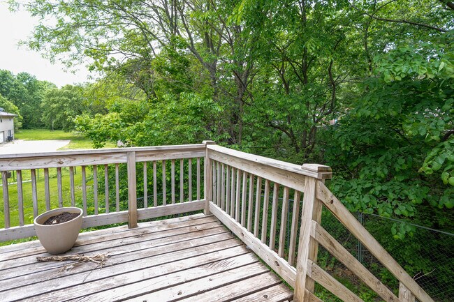 Building Photo - 4246 Santa Anna Dr