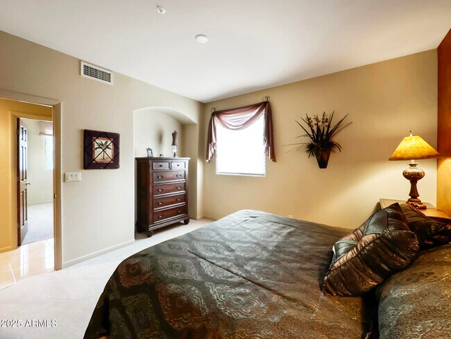 Building Photo - 13600 N Fountain Hills Blvd