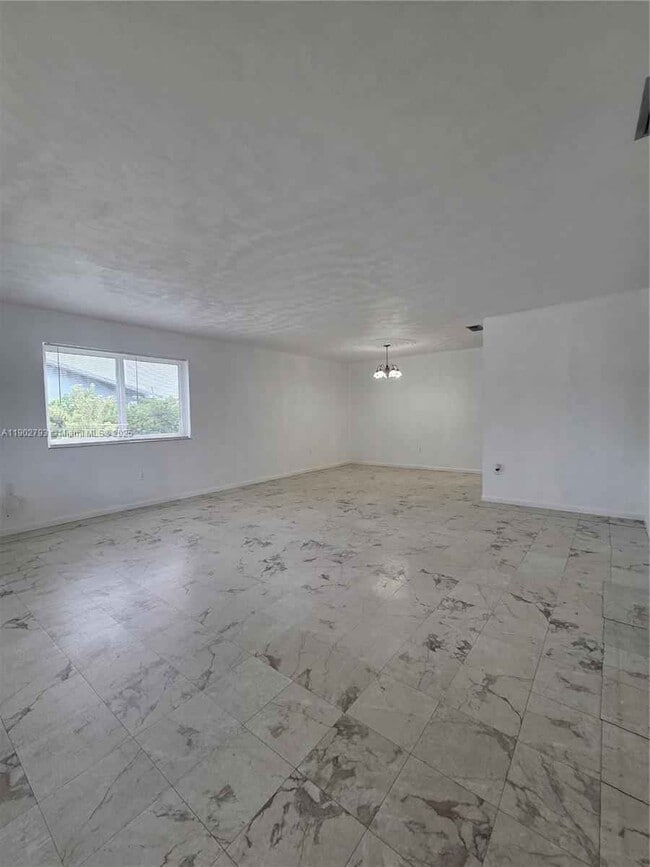 Building Photo - 10725 NW 8th Ave