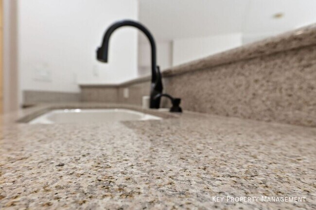 Building Photo - 2166 Idaho Falls Dr