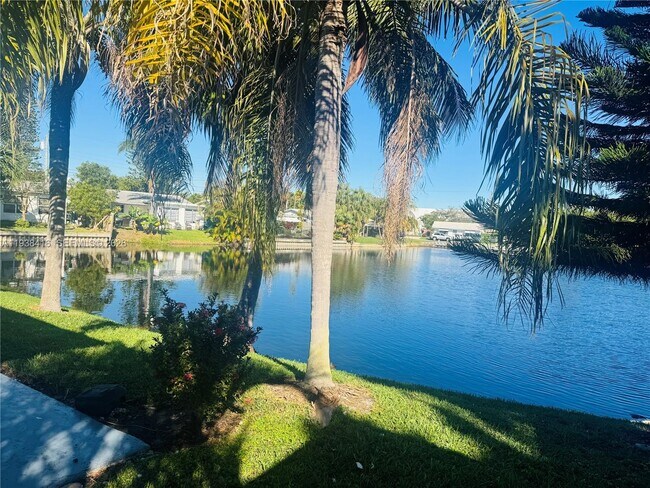 Building Photo - 1869 NW 45th Ct