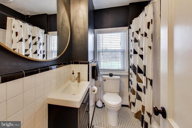 Building Photo - 1766 E St NE