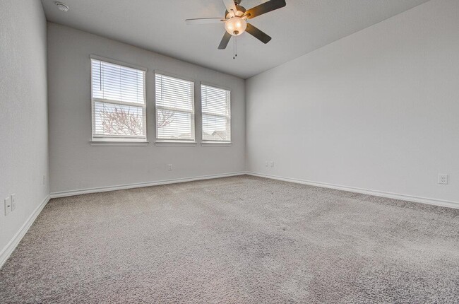 Building Photo - 196 Pepperbark Loop