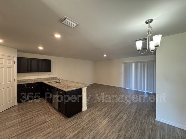 Building Photo - 26304 Explorer Rd