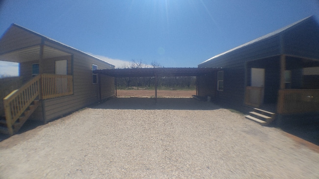 Building Photo - 2014 Family Ln.