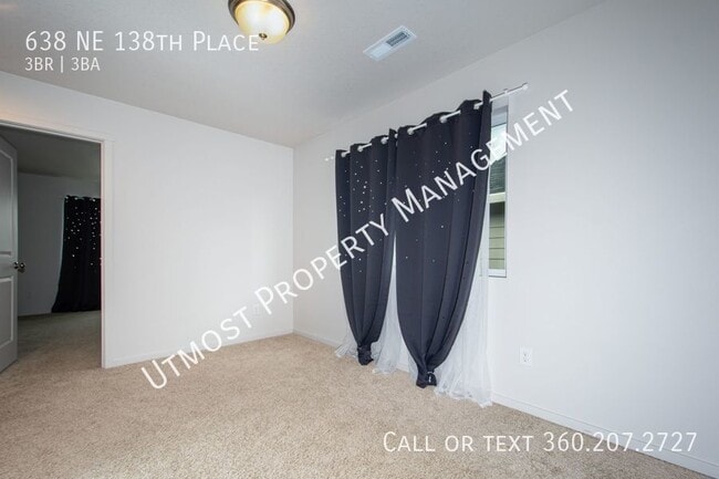 Building Photo - 638 NE 138th Pl