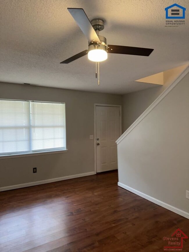 Building Photo - 181 East Ave