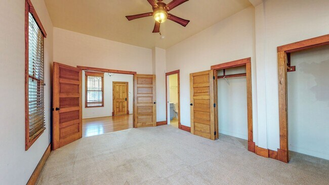 Building Photo - HISTORIC EDO 2/BD 2/BA CONDO