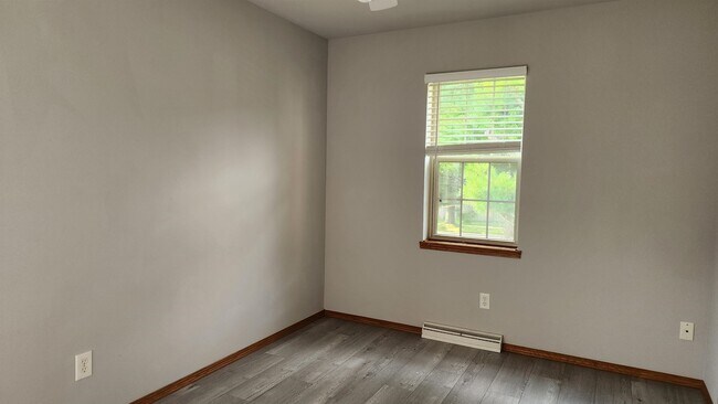 Building Photo - 5153 Oak Valley Dr