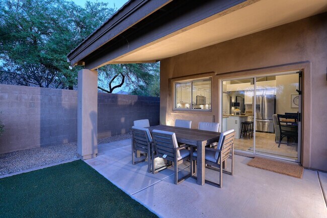 Building Photo - 10354 E Raintree Dr