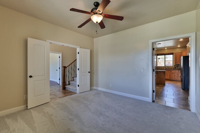 Building Photo - "Spacious 4-Bedroom Retreat with 3,584 Sq ...