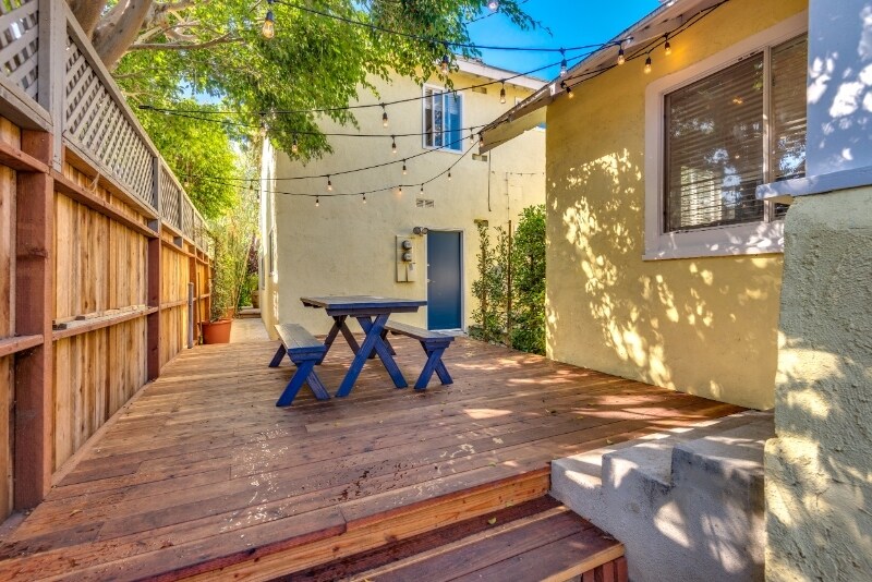 Building Photo - 1208 Electric Ave