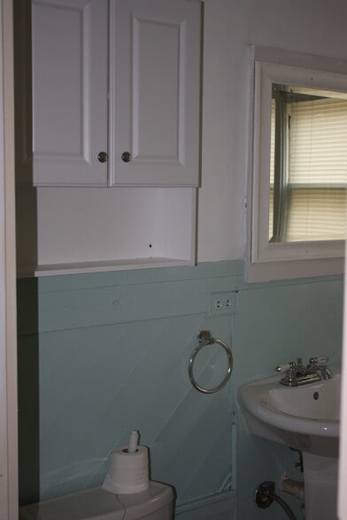 Building Photo - 2513 20th St