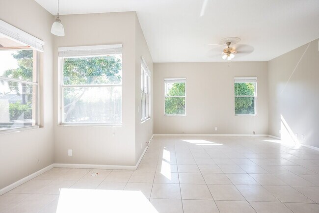 Building Photo - 109 Black Olive Crescent