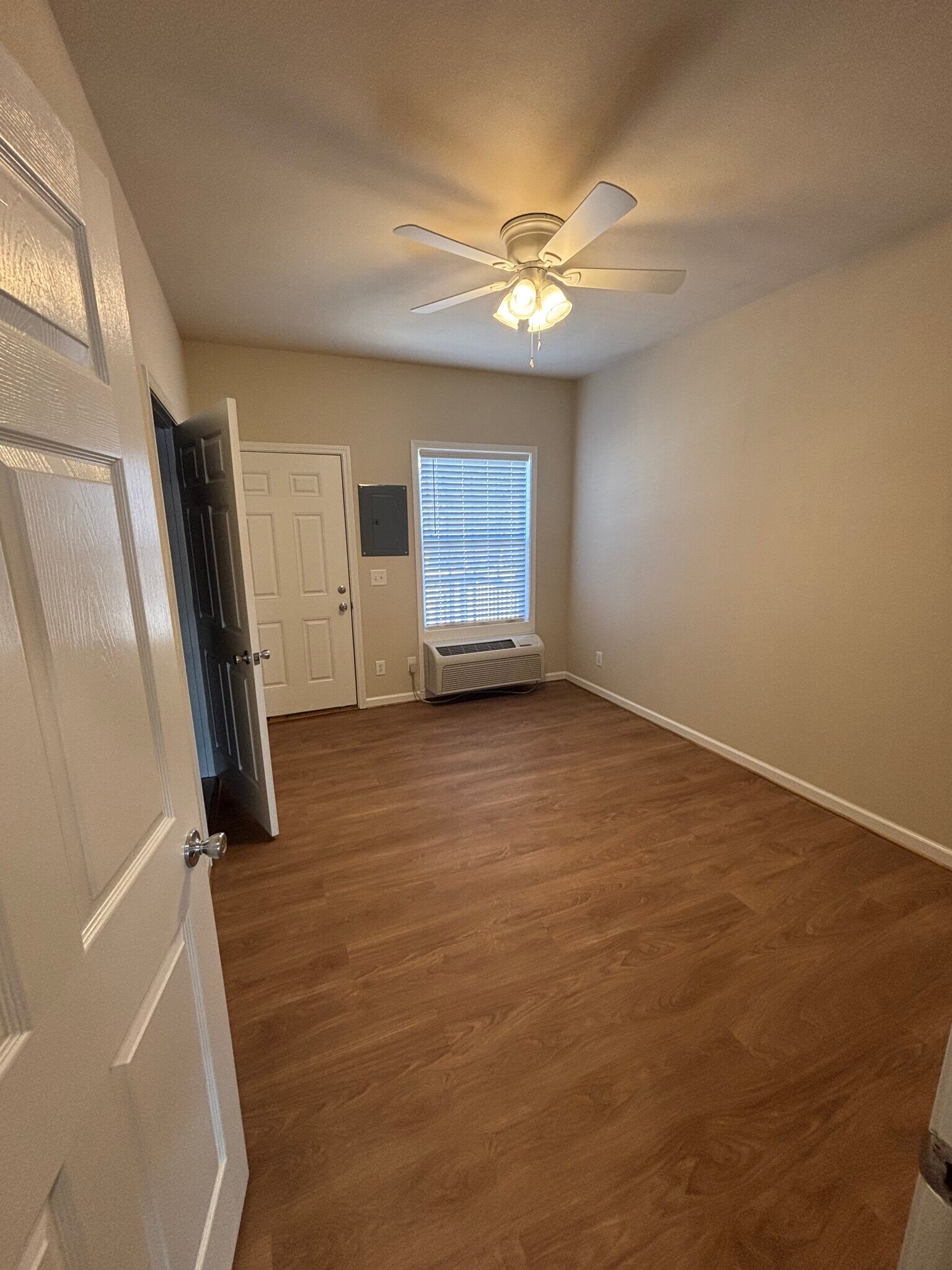 Downstairs Bedroom - 130 E Center Town Dr
