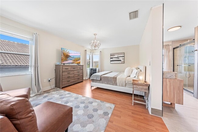 Building Photo - 547 NW 157th Ln