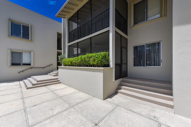 Building Photo - 11811 Ave of the PGA