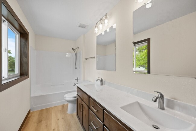 Building Photo - Brand New Townhome in Sartell!
