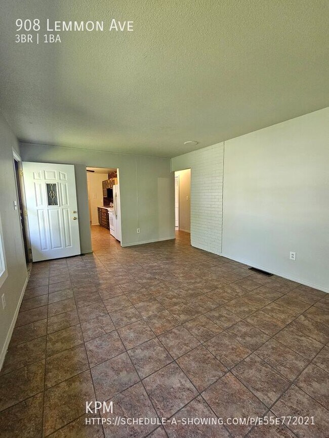 Building Photo - 908 Lemmon Ave