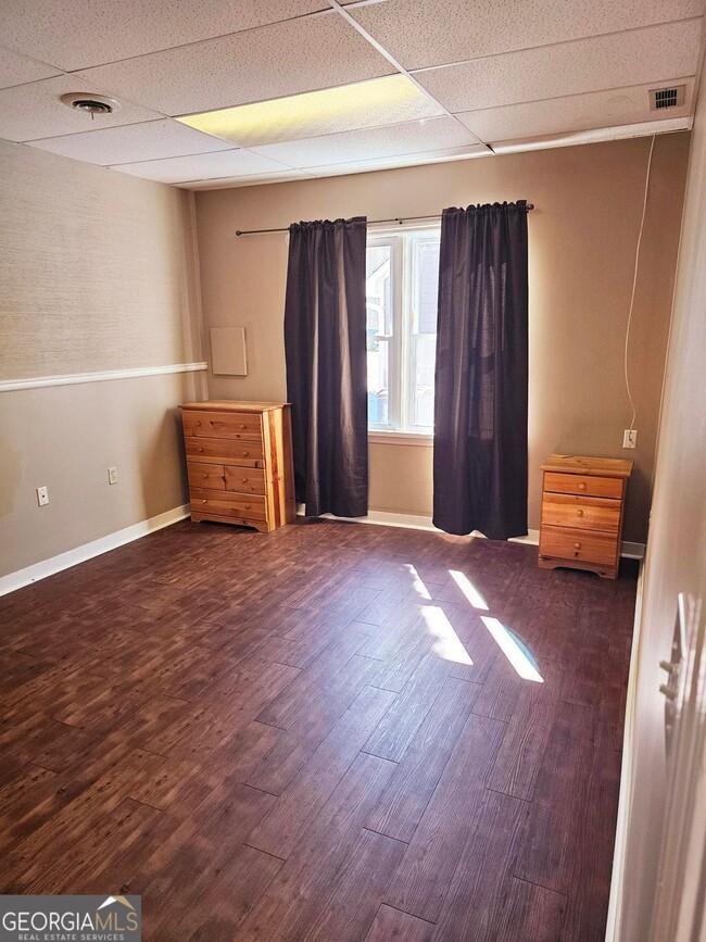 Building Photo - 3001 Susan Ct