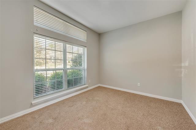 Building Photo - 11935 Del Rio Dr