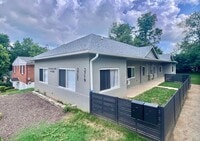 Building Photo - 3719 Kirkup Ave