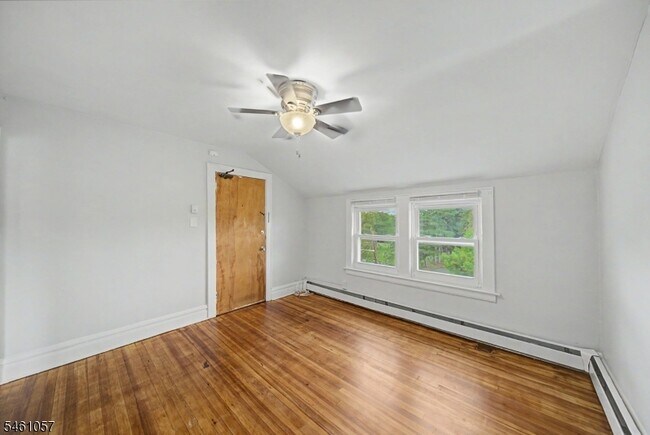 Building Photo - 151 Watchung Ave
