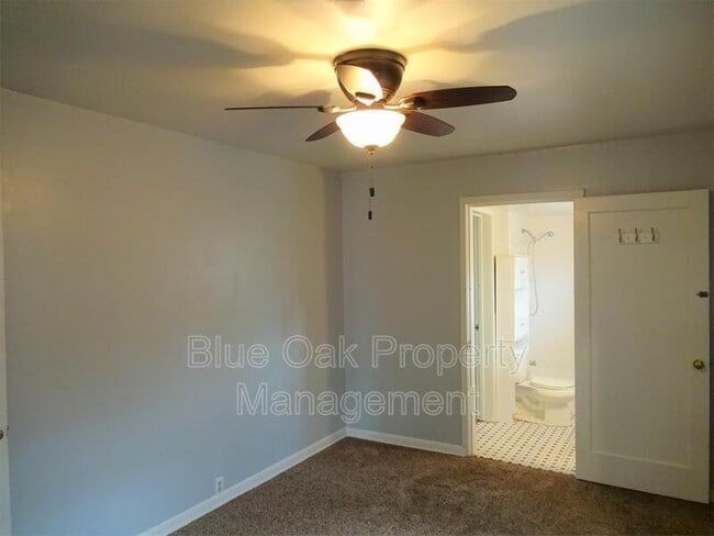 Building Photo - 1187 Warner St