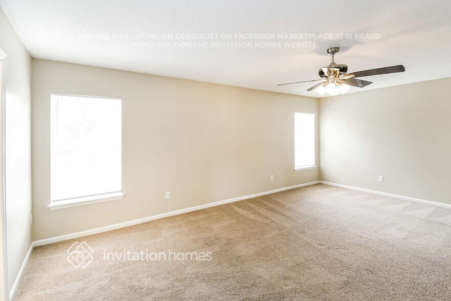 Building Photo - 12192 Pebble Point Dr W