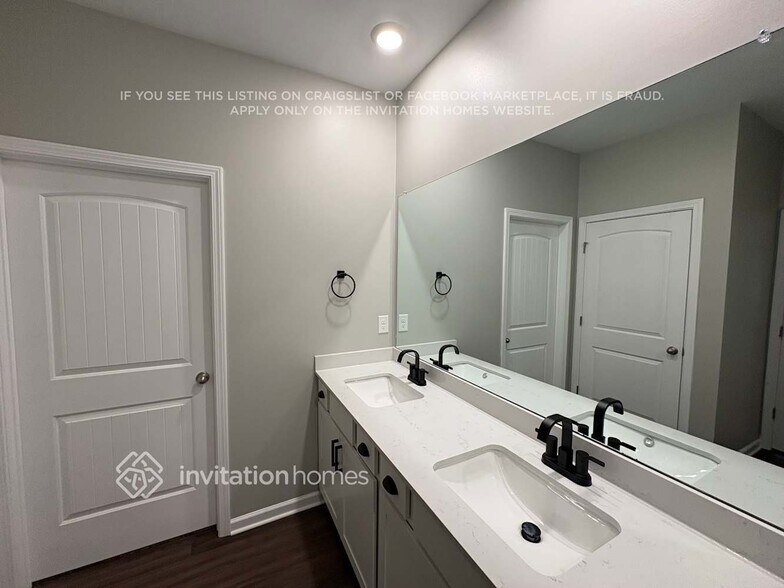 Building Photo - 7288 Scotlyn Wy