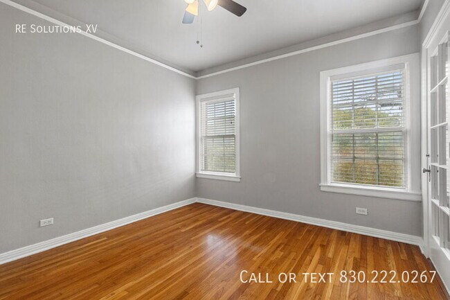 Building Photo - 336 E Lullwood Ave