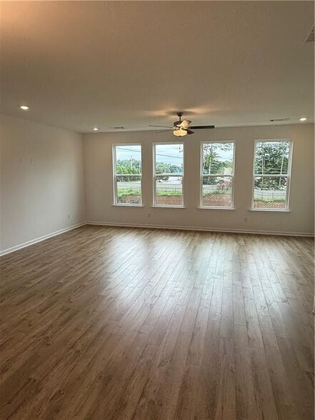 Building Photo - 407 Nix Ln