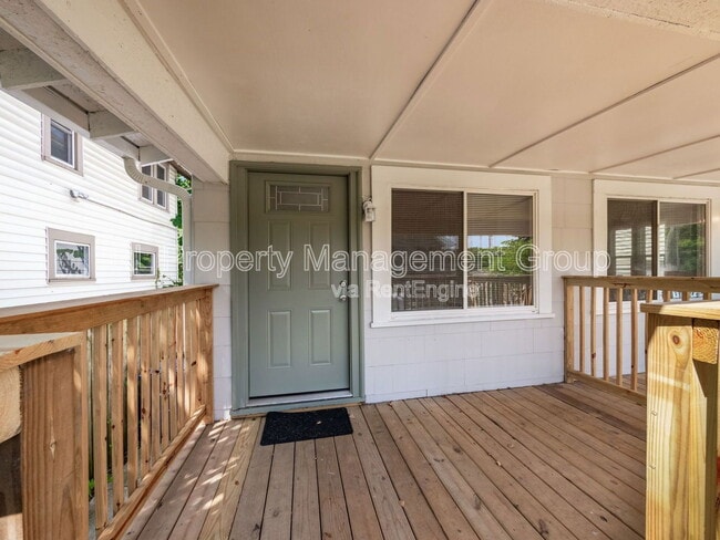 Building Photo - 439 Eldridge Ave
